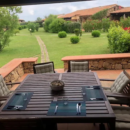 Apartment In Villaggio, A 150mt Dal Mare *